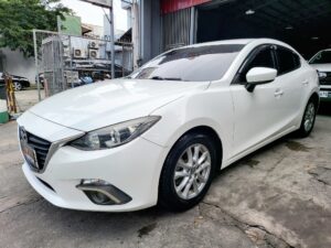 2016 Mazda 3 1.5 Skyactiv 30K KM A/T