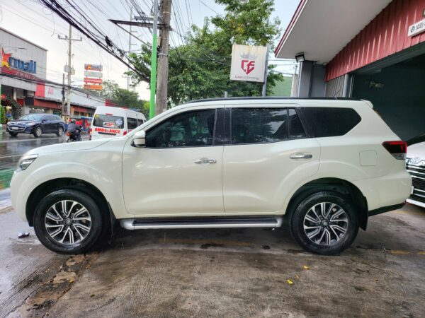 2019 Nissan Terra 2.5 VE A/T - Image 3
