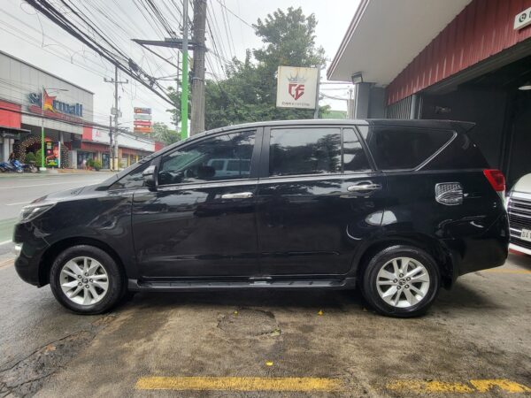 2019 Toyota Innova 2.0 E Gas A/T - Image 3