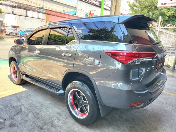 2018 Toyota Fortuner 2.4 V Diesel A/T - Image 4
