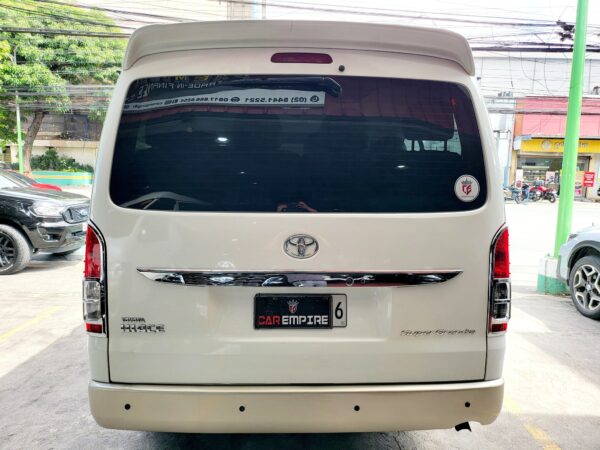 2018 Toyota Hiace Super Grandia 3.0 A/T - Image 5