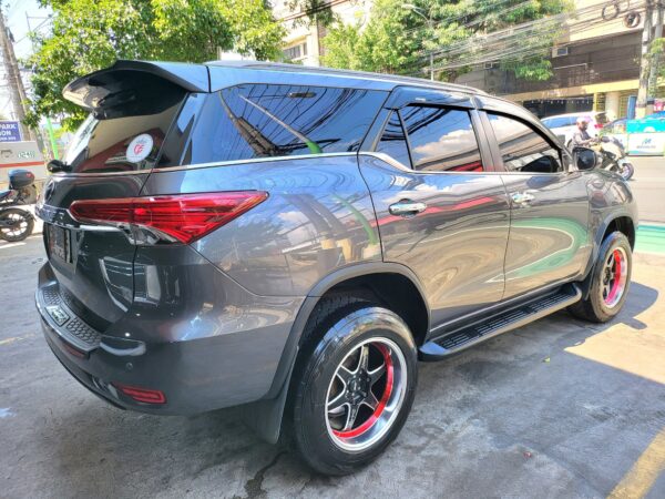 2018 Toyota Fortuner 2.4 V Diesel A/T - Image 6