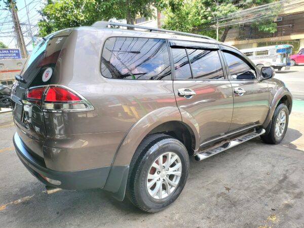 2014 Mitsubishi Montero Sport 2.4 GLX M/T - Image 6