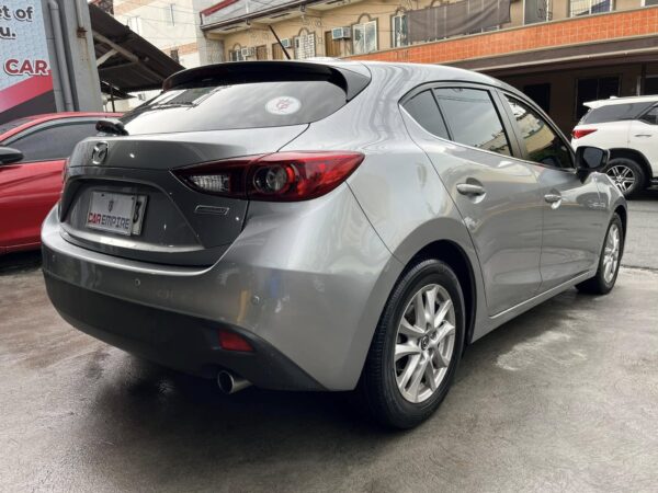 2015 Mazda 3 Hatchback 1.5 Skyactiv 20K KM A/T - Image 6