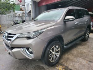 2017 Toyota Fortuner 2.4 V Diesel A/T