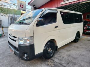 2025 Toyota Hiace Commuter 3.0 3K KM Like Brand New Save 250K From Brand New Casa Maintained M/T