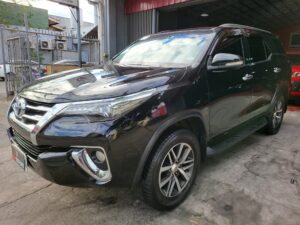 2017 Toyota Fortuner 2.4 V 76K KM Diesel A/T