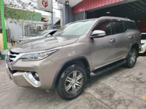 2017 Toyota Fortuner 2.7 G Gas 44K KM Casa Maintained A/T
