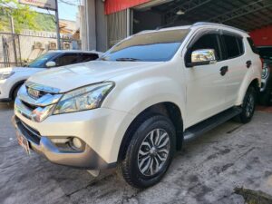 2017 Isuzu MU-X 3.0 LS-A 75K KM A/T