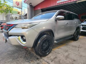 2018 Toyota Fortuner 2.4 V Diesel 85K KM Casa Maintained A/T