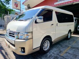 2017 Toyota Hiace Super Grandia 3.0 70K KM Shop Maintained A/T