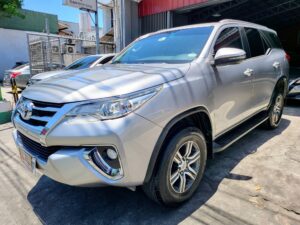 2018 Toyota Fortuner 2.7 G Gas 95K KM Casa Maintained A/T