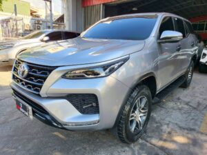 2021 Toyota Fortuner 2.4 G Diesel 14K KM Casa Maintained A/T