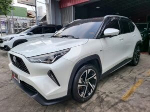 2024 Toyota Yaris Cross 1.5 S Hev W/ Sunroof Hybrid 35K KM Casa Maintained A/T