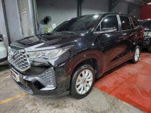 2024 Toyota Innova Zenix 2.0 V 22K KM Shop Maintained A/T