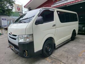 2019 Toyota Hiace 3.0 Commuter 84K KM M/T